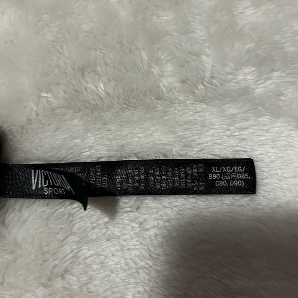 Victoria's Secret Black Sports Bra - Picture 3 of 3